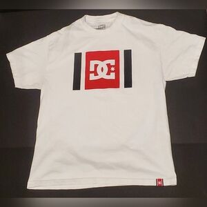 DC Shoes White Tee with Red and Black Logo Sz L